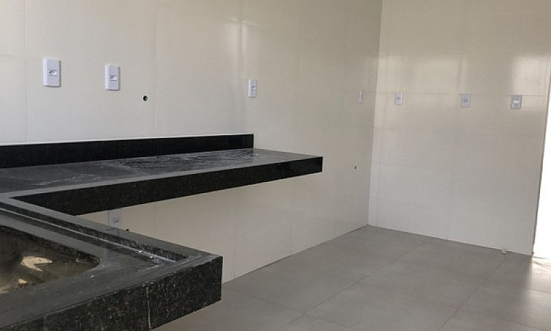 Casa Com Excelente L...