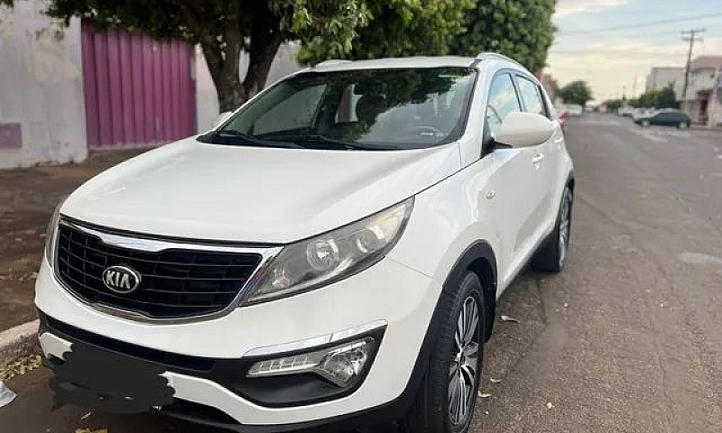 Kia Sportage Lx 2015...