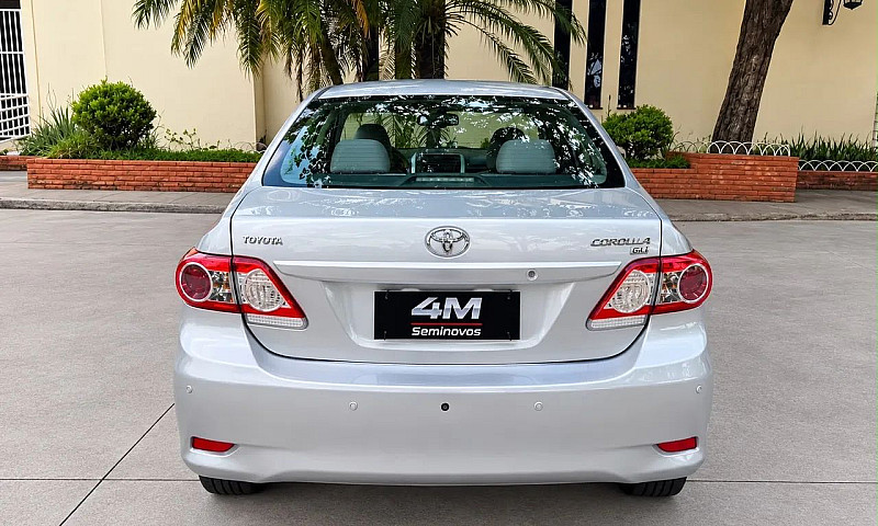 Toyota Corolla Gli 1...