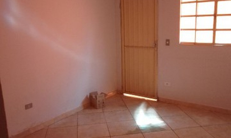 Aluga-Se Casa No San...