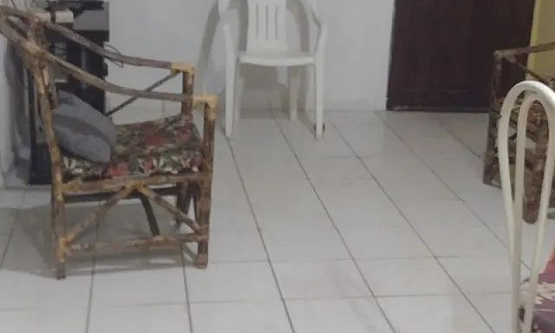 Alugo Casa Em Peroba...