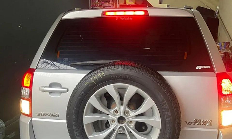 Suzuki Grand Vitara ...