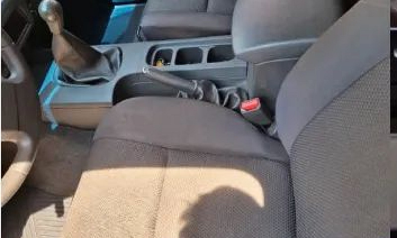 Nissan Frontier S Cd...