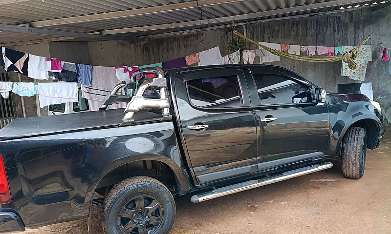 Chevrolet S10 Pick-U...