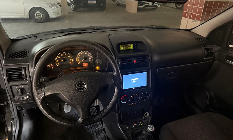 Chevrolet Astra Adva...