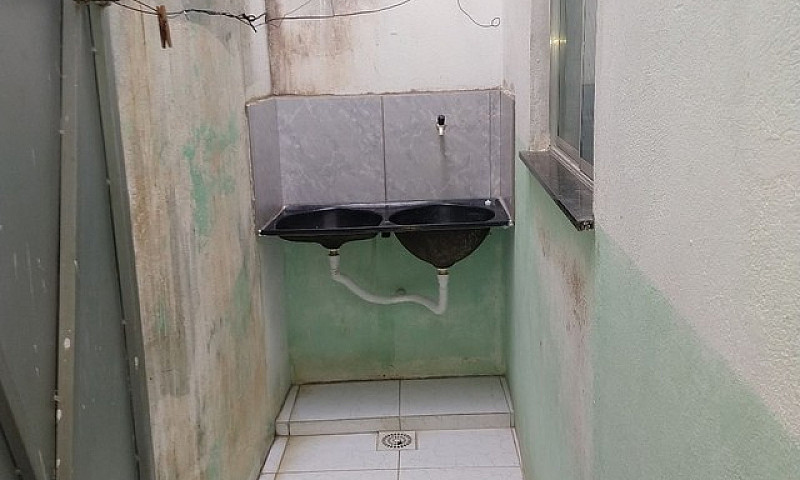 Aluga-Se Casa ...