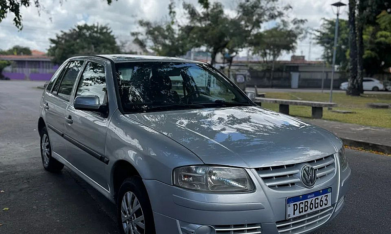 Gol G4 2013 4P 1.0 8...