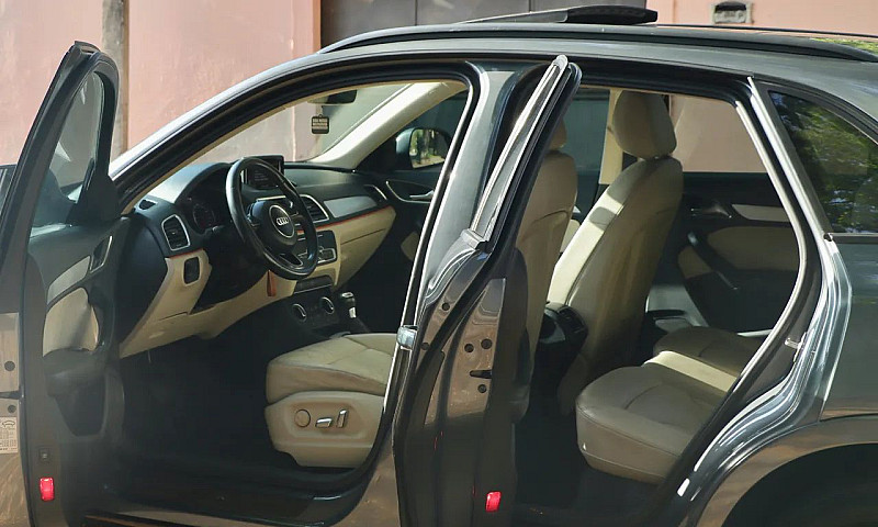 Audi Q3 Completo Tet...