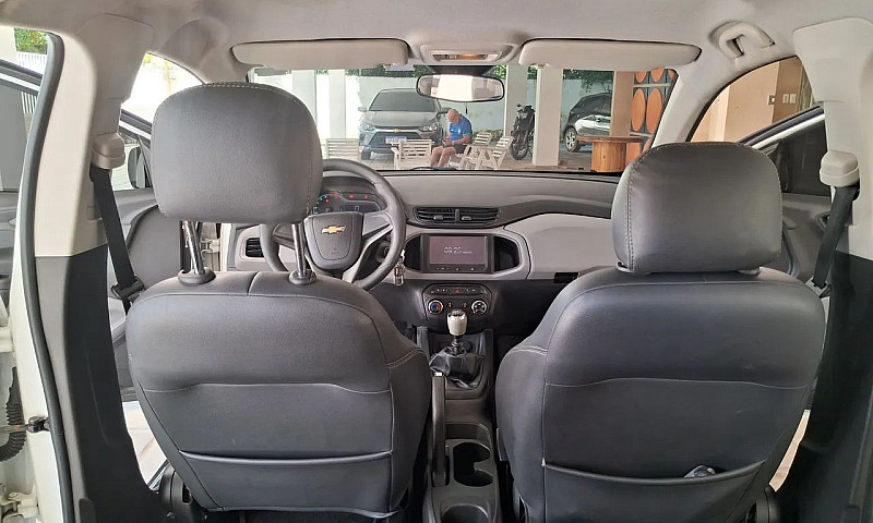 Chevrolet Onix Hatch...