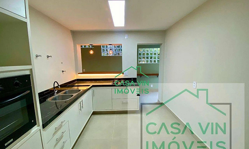 Casa Com 3 Dormitóri...