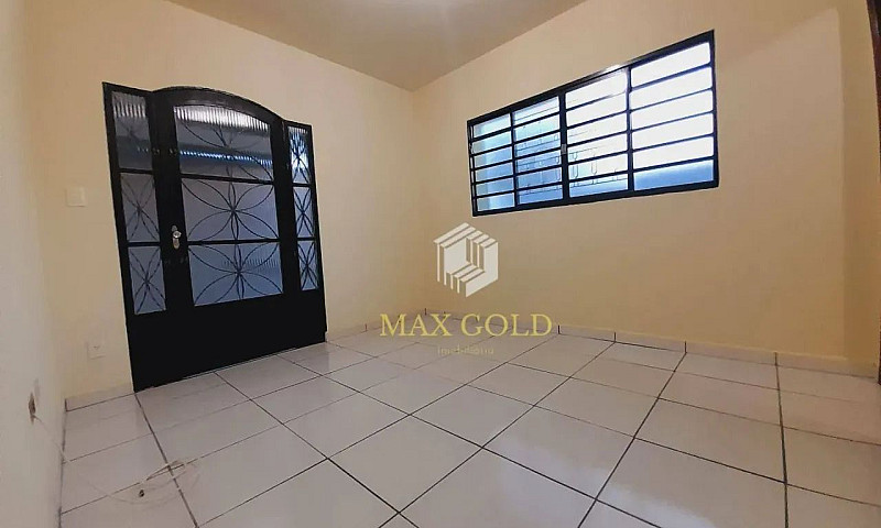 Casa Com 2 Dormitóri...