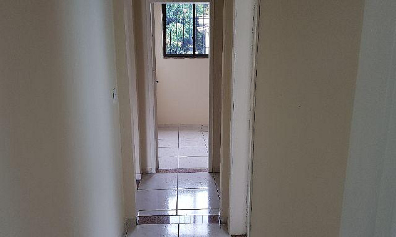Casa Na Rua Da Igrej...