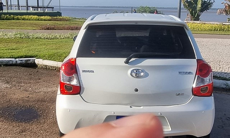 Etios Impecável ...