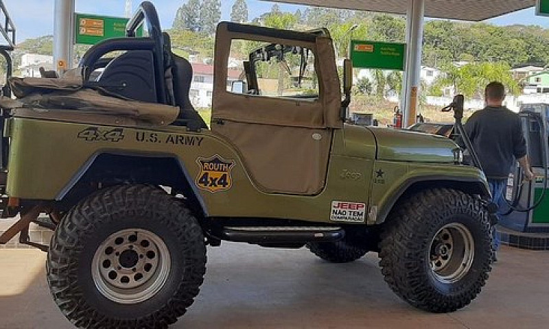 Jeep Willys 1969 Mot...