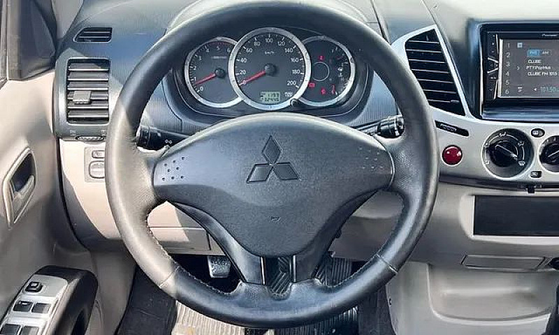 Mitsubishi L200 Trit...