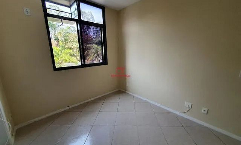 Apartamento Para Alu...