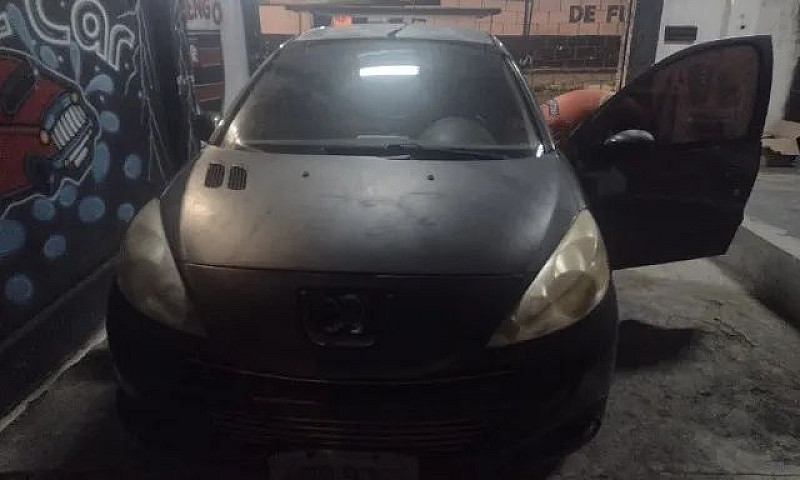 Peugeot 207 Xr 1.4 F...