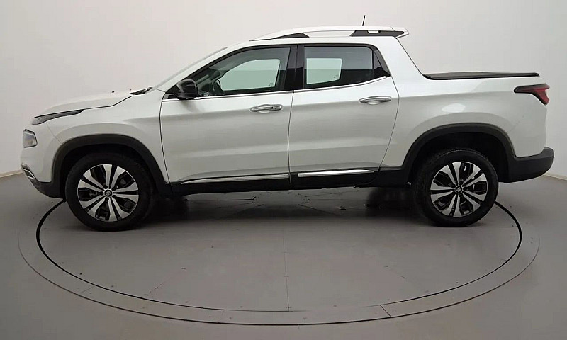 Fiat Toro Volcano 2....