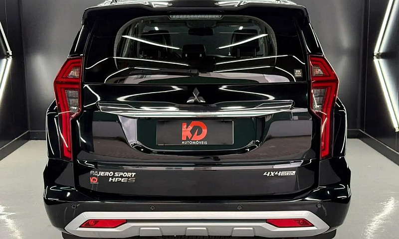 Mitsubishi Pajero Sp...