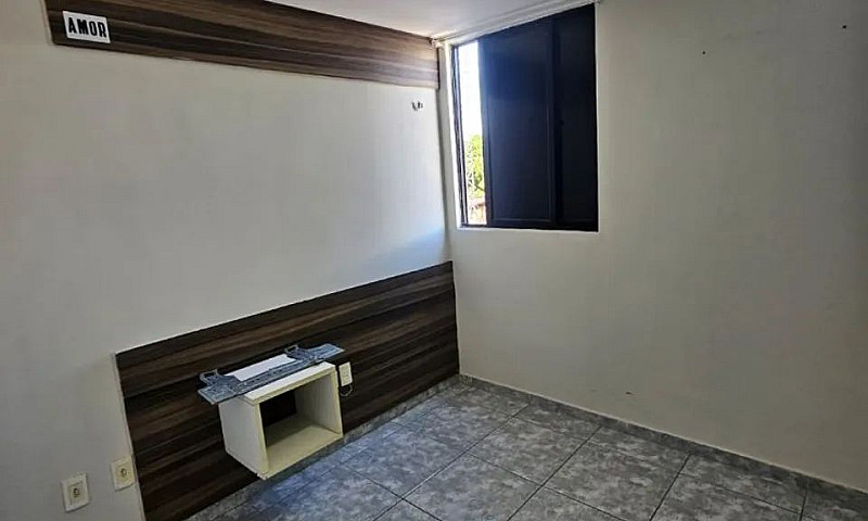 Aluga -Se Apartament...