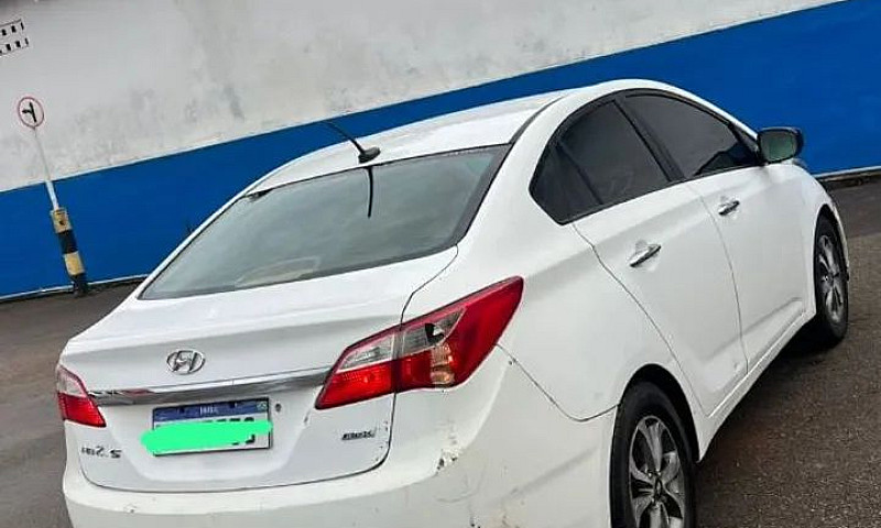 Hyundai Hb20S C.plus...