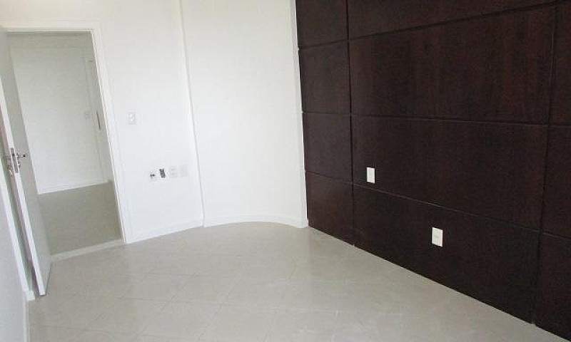 Apartamento 3/4 Graç...