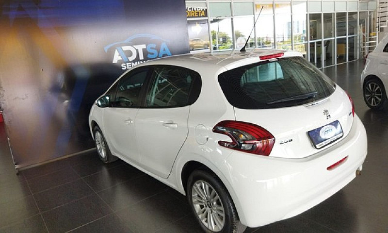 Peugeot 208 - Comple...