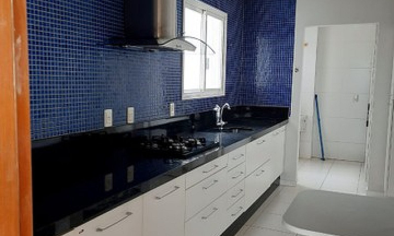 Aluga-Se Apartamento...