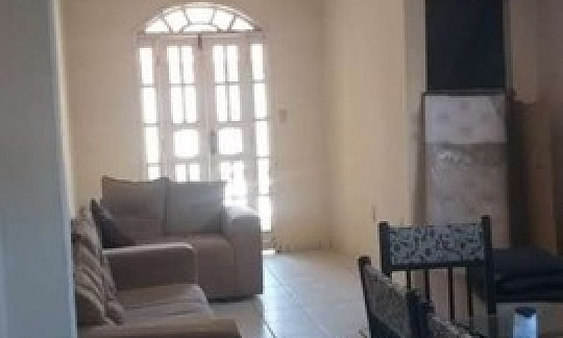 Alugue Casa...