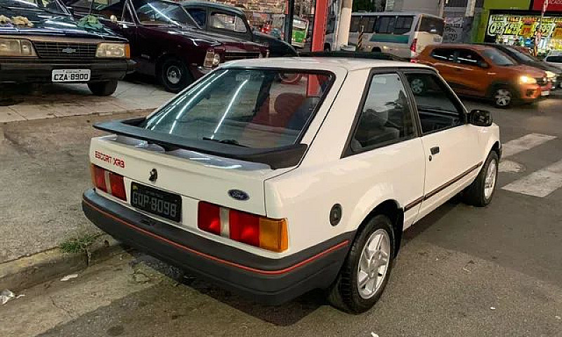 Ford Xr3 1988 Branco...