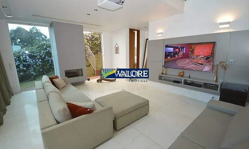 Casa Em Condomínio 5...