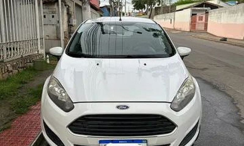 Vendo Ford Fiesta Ha...