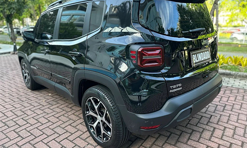 Jeep Renegade Sahara...