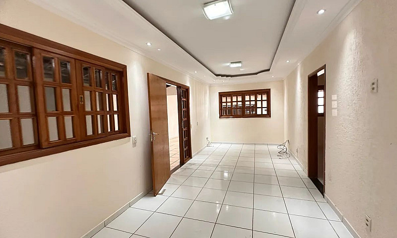 Casa Com 3 Quartos A...