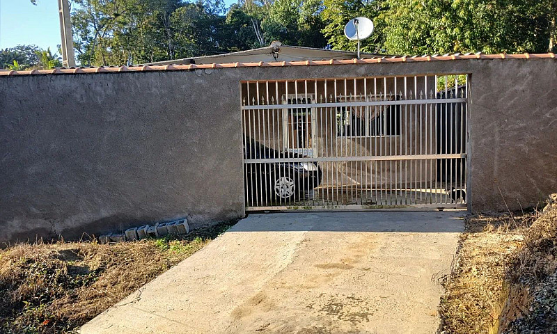 Ótima Casa À Venda...