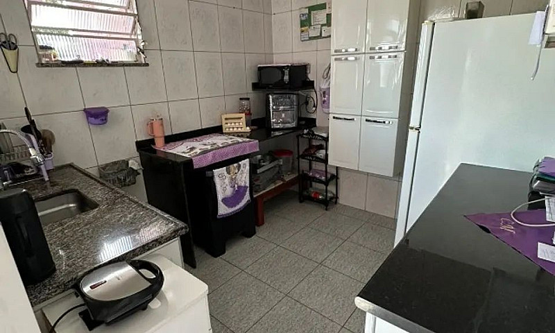 Casa Em Queimados A ...