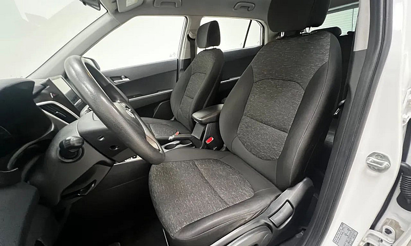 Hyundai Creta Action...