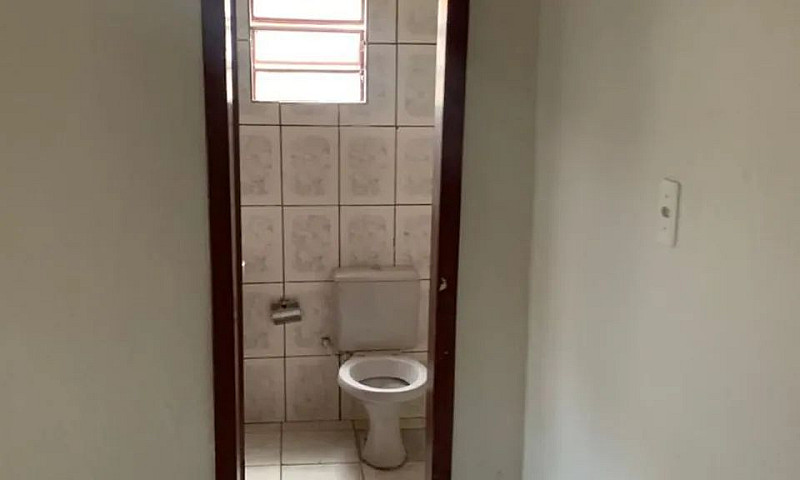 Aluga Se Casa...
