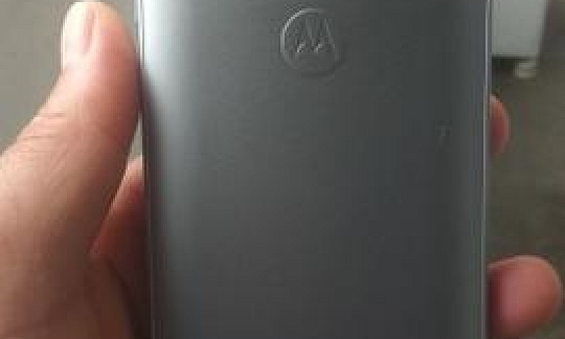 Moto G5...