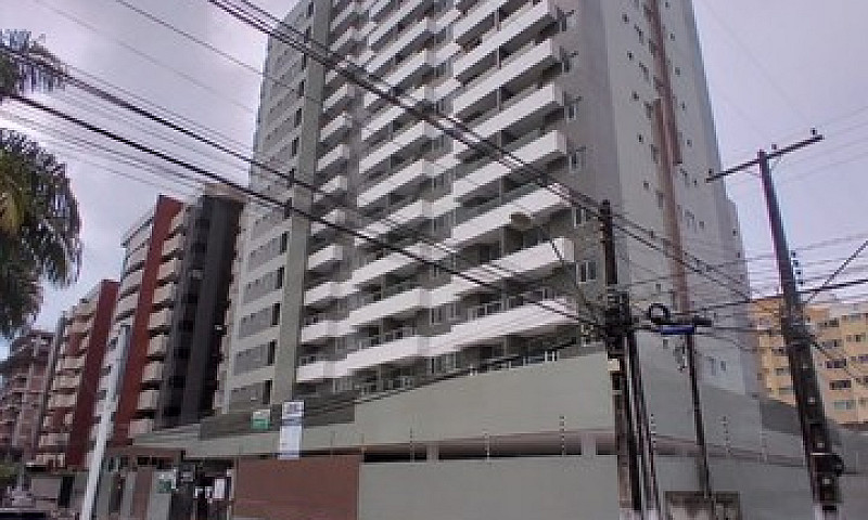Apartamento Tipo Qua...