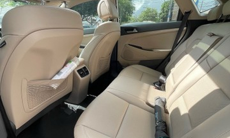 Hyundai Tucson Gls 1...