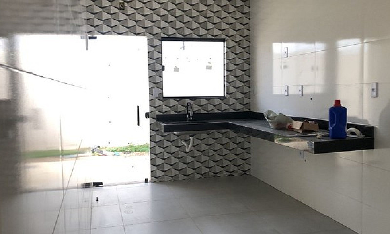 Casa Com Excelente L...