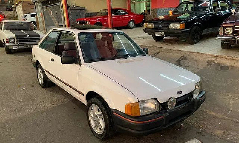 Ford Xr3 1988 Branco...