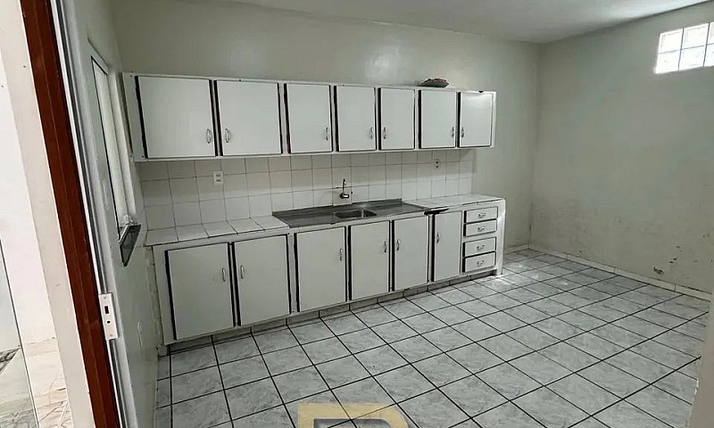 Vendo Casa No Bairro...