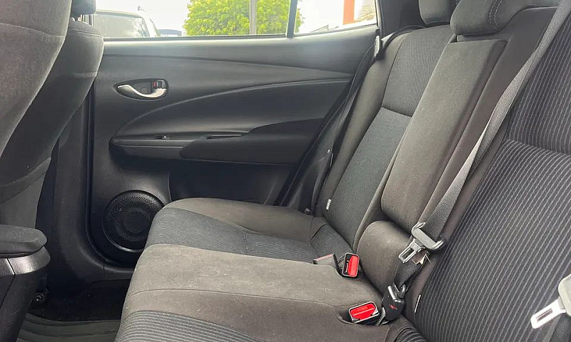 Toyota Yaris Xl Plus...