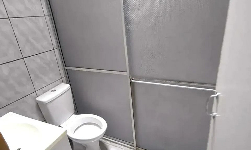 Casa Comercial, Em F...