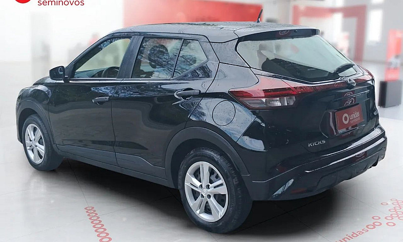 Nissan Kicks Active ...