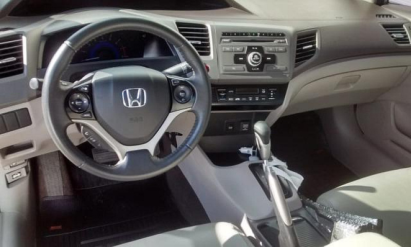 Honda Civic 2014 1.8...