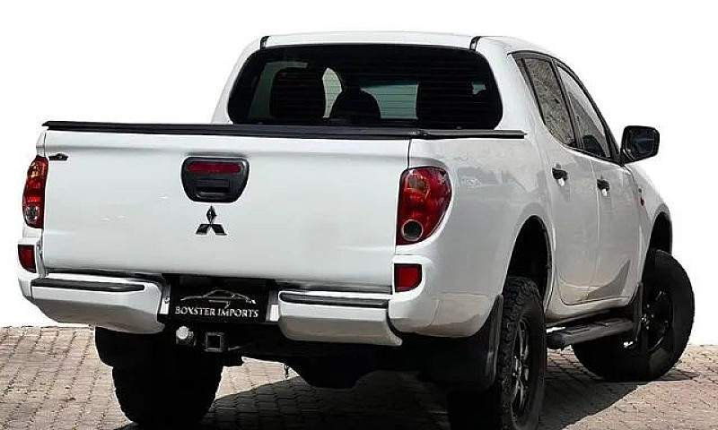 Mitsubishi L200 Trit...