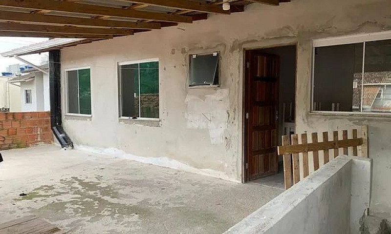 Casa De Dois Quartos...